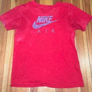 Nike Men's Red T-shirt